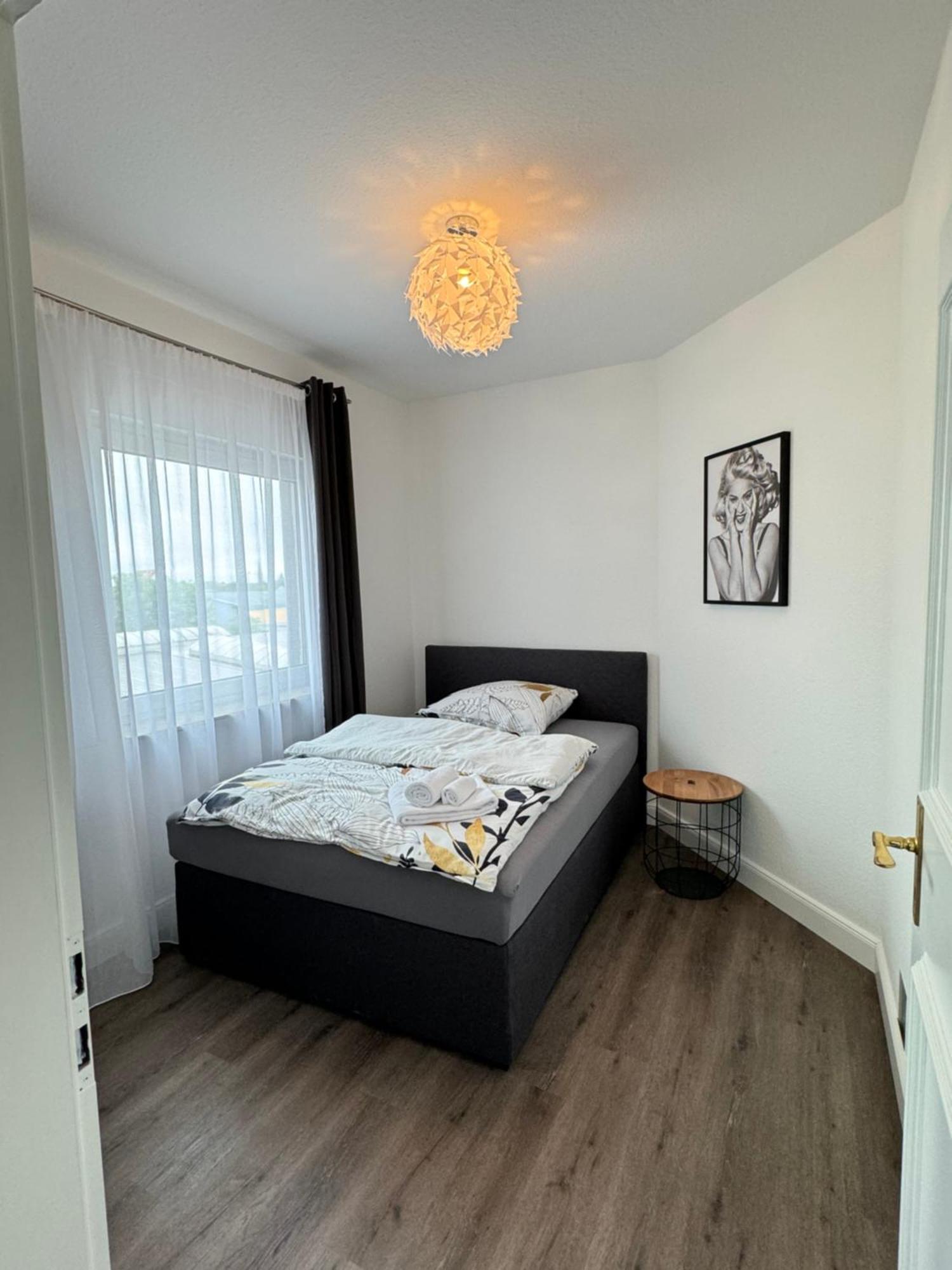 220 Qm Penthouse Wohnung Mit Fahrstuhl - Ohne Spa Mannheim Exteriér fotografie